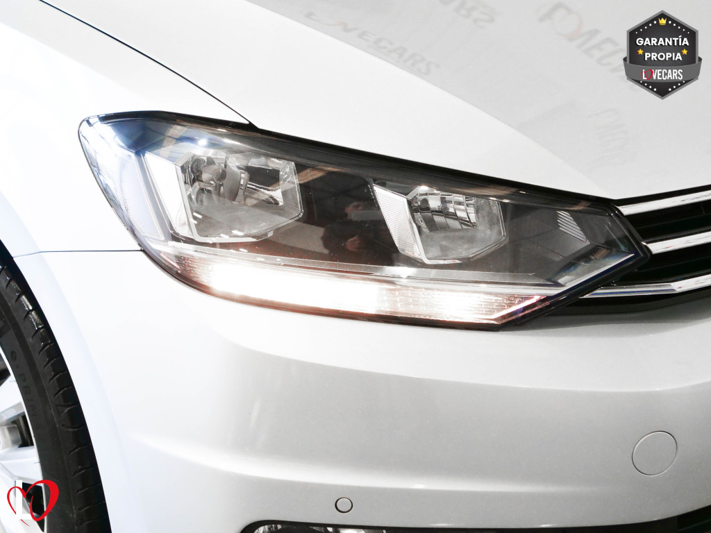 VOLKSWAGEN TOURAN 1.6 TDI BMT ADVANCE TECHO 115 de segunda mano