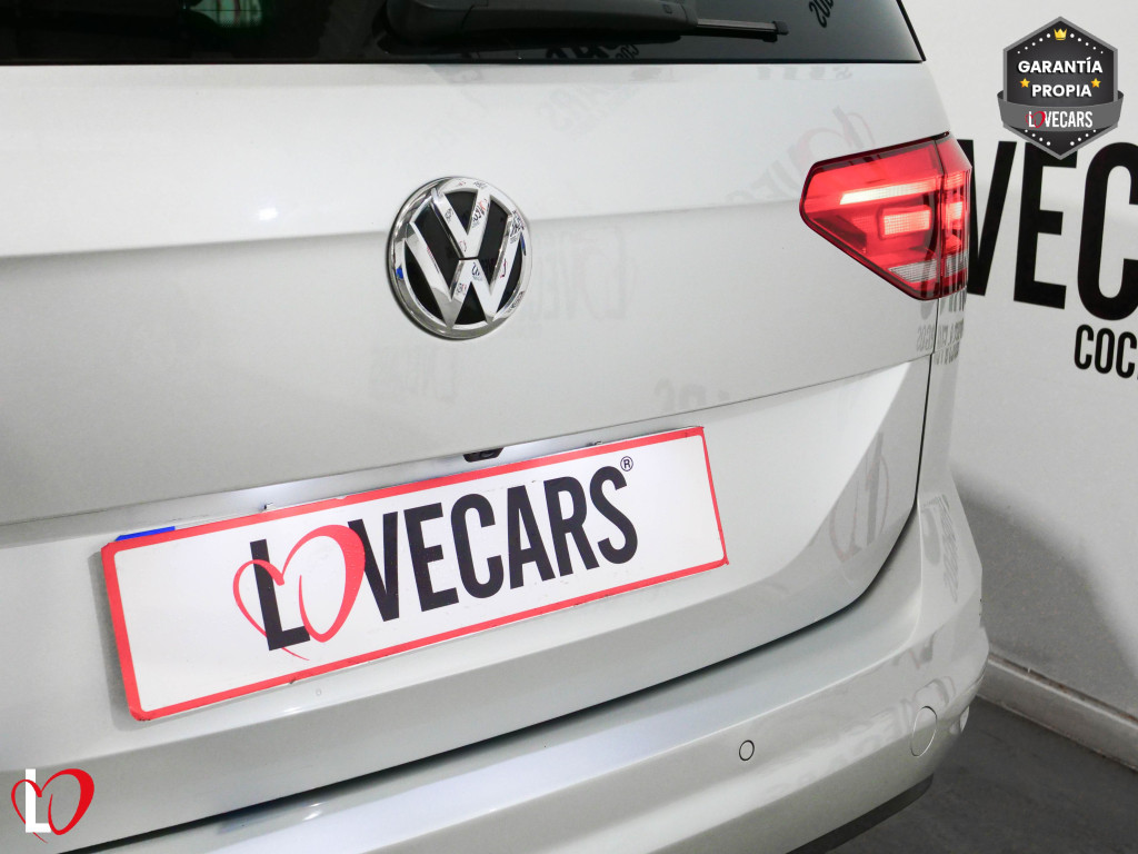 VOLKSWAGEN TOURAN 1.6 TDI BMT ADVANCE TECHO 115 de segunda mano