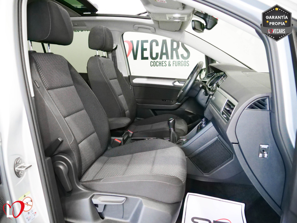 VOLKSWAGEN TOURAN 1.6 TDI BMT ADVANCE TECHO 115 de segunda mano