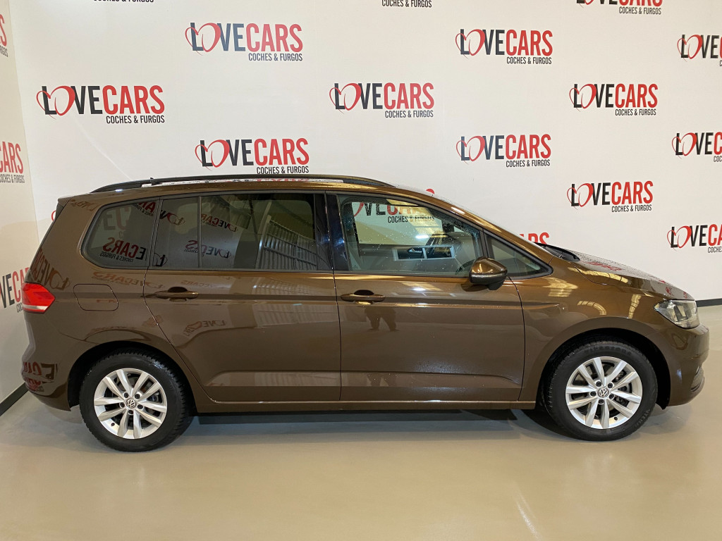 VOLKSWAGEN TOURAN 1.6 TDI DSG BUSINESS  115CV de segunda mano