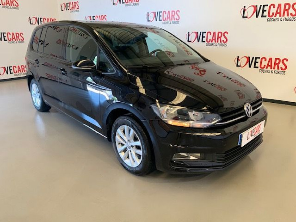 VOLKSWAGEN TOURAN 1.6 TDI EDITION BMT 7 PLAZAS 115CV de segunda mano