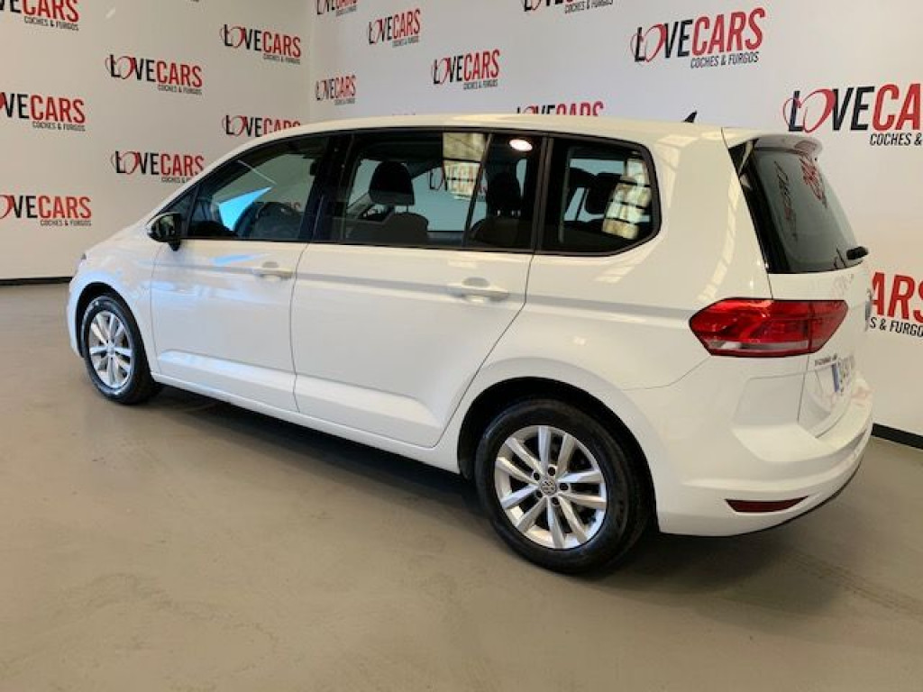 VOLKSWAGEN TOURAN 1.6 TDI EDITION DSG de segunda mano