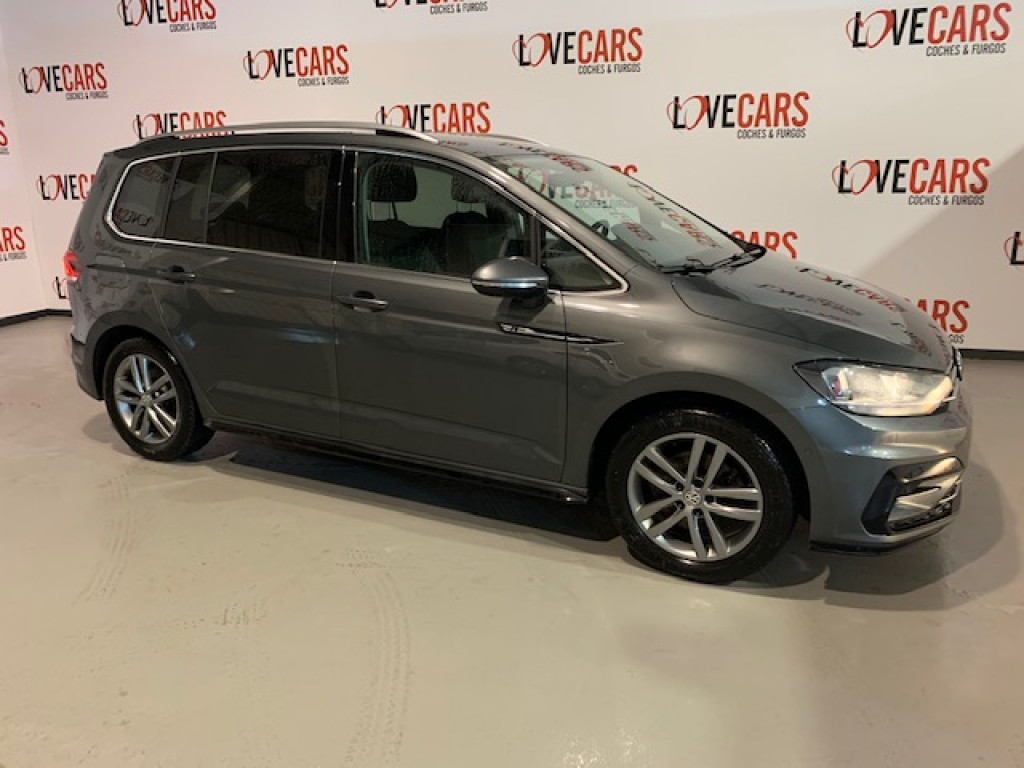VOLKSWAGEN TOURAN 2.0 TDI BLUMOTION R LINE 190CV de segunda mano