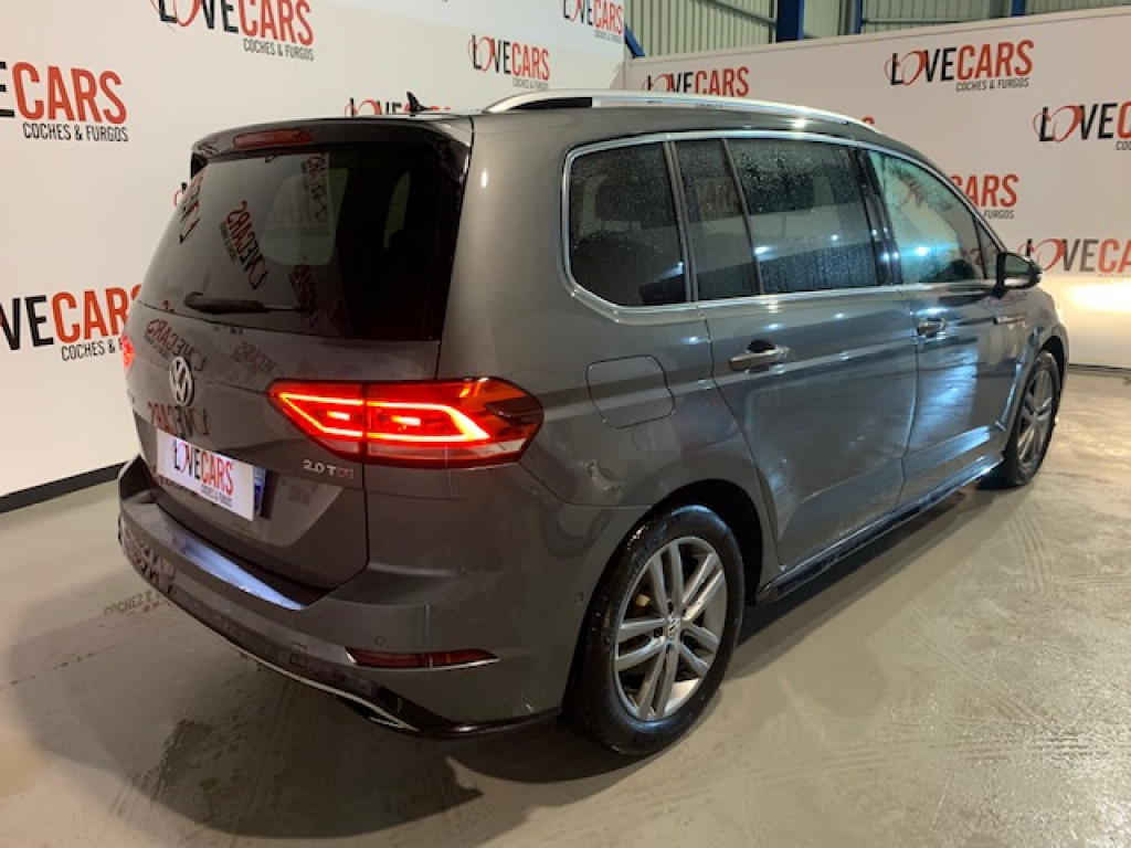 VOLKSWAGEN TOURAN 2.0 TDI BLUMOTION R LINE 190CV de segunda mano