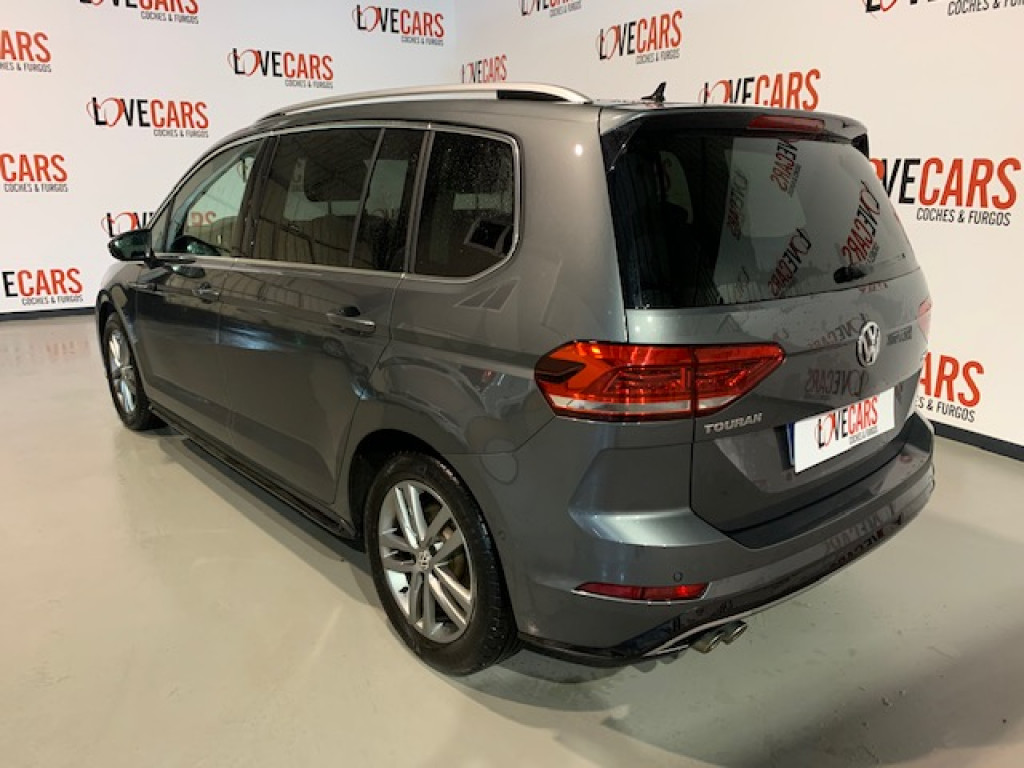 VOLKSWAGEN TOURAN 2.0 TDI BLUMOTION R LINE 190CV de segunda mano