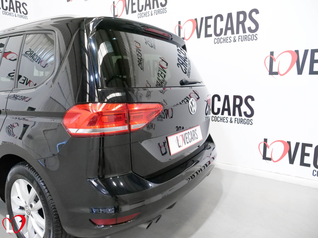 VOLKSWAGEN TOURAN 2.0 TDI CR ADVANCE TECHO BMT 150 de segunda mano
