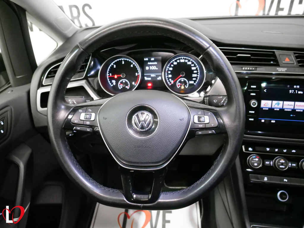 VOLKSWAGEN TOURAN 2.0 TDI CR ADVANCE TECHO BMT 150 de segunda mano