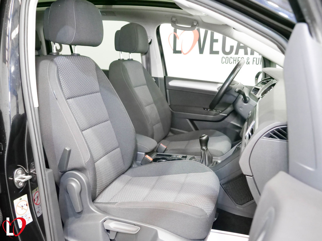 VOLKSWAGEN TOURAN 2.0 TDI CR ADVANCE TECHO BMT 150 de segunda mano