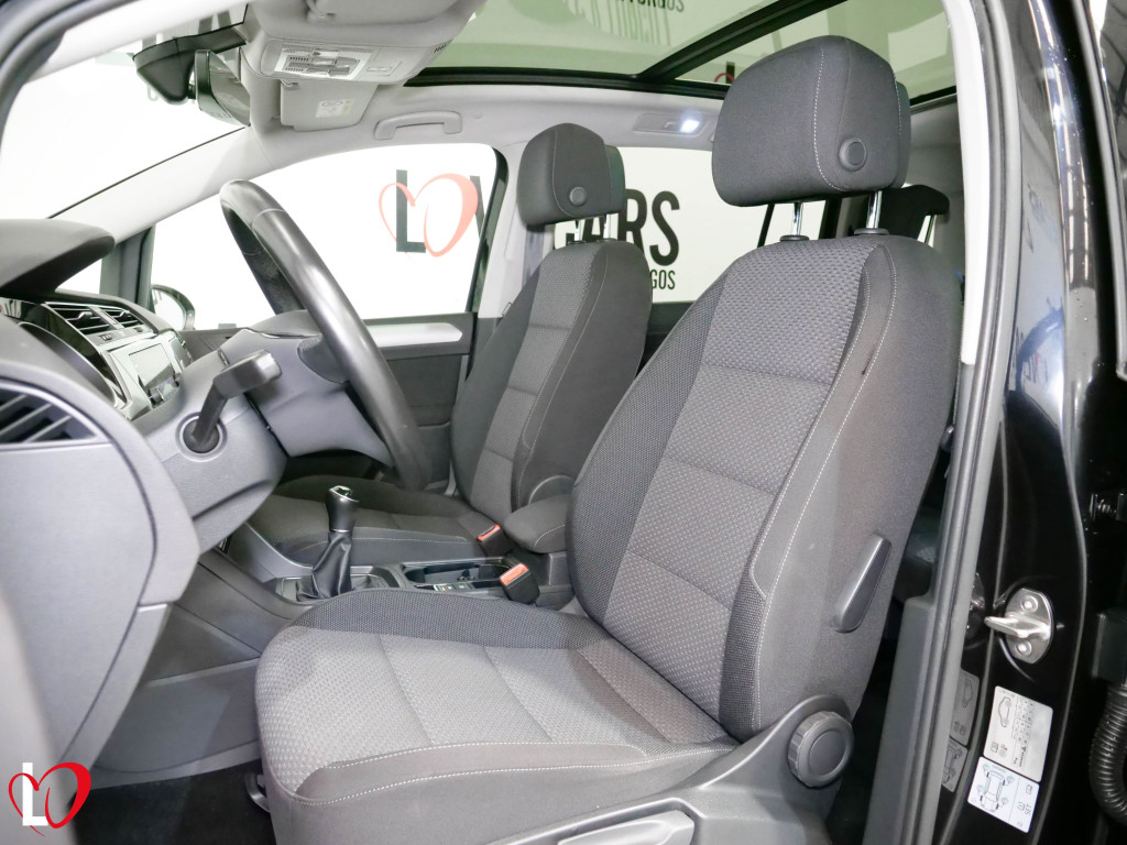 VOLKSWAGEN TOURAN 2.0 TDI CR ADVANCE TECHO BMT 150 de segunda mano