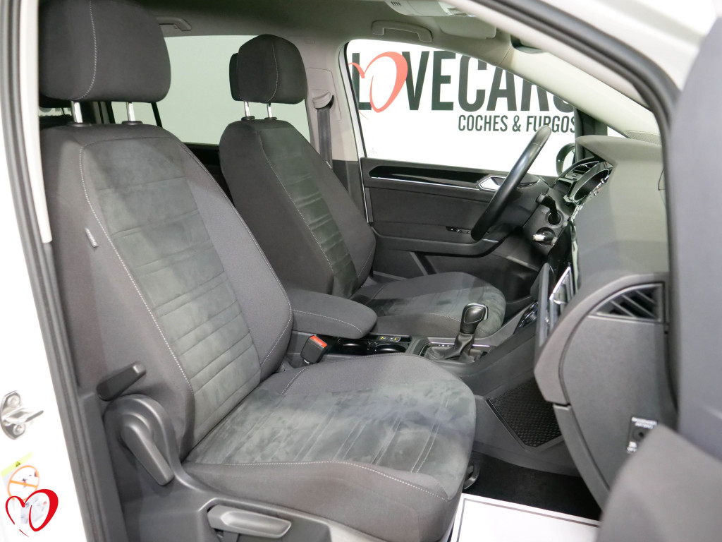 VOLKSWAGEN TOURAN 2.0 TDI DSG-7 CARAT 115 de segunda mano