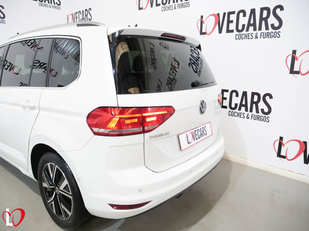 VOLKSWAGEN TOURAN 2.0 TDI DSG-7 CARAT 115 de segunda mano