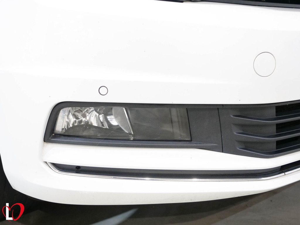 VOLKSWAGEN TOURAN 2.0 TDI DSG-7 CARAT 115 de segunda mano