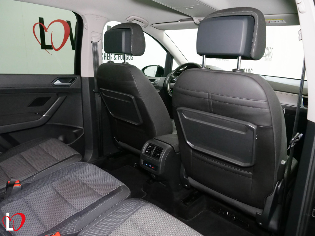 VOLKSWAGEN TOURAN 2.0 TDI DSG LOUGE 115 de segunda mano