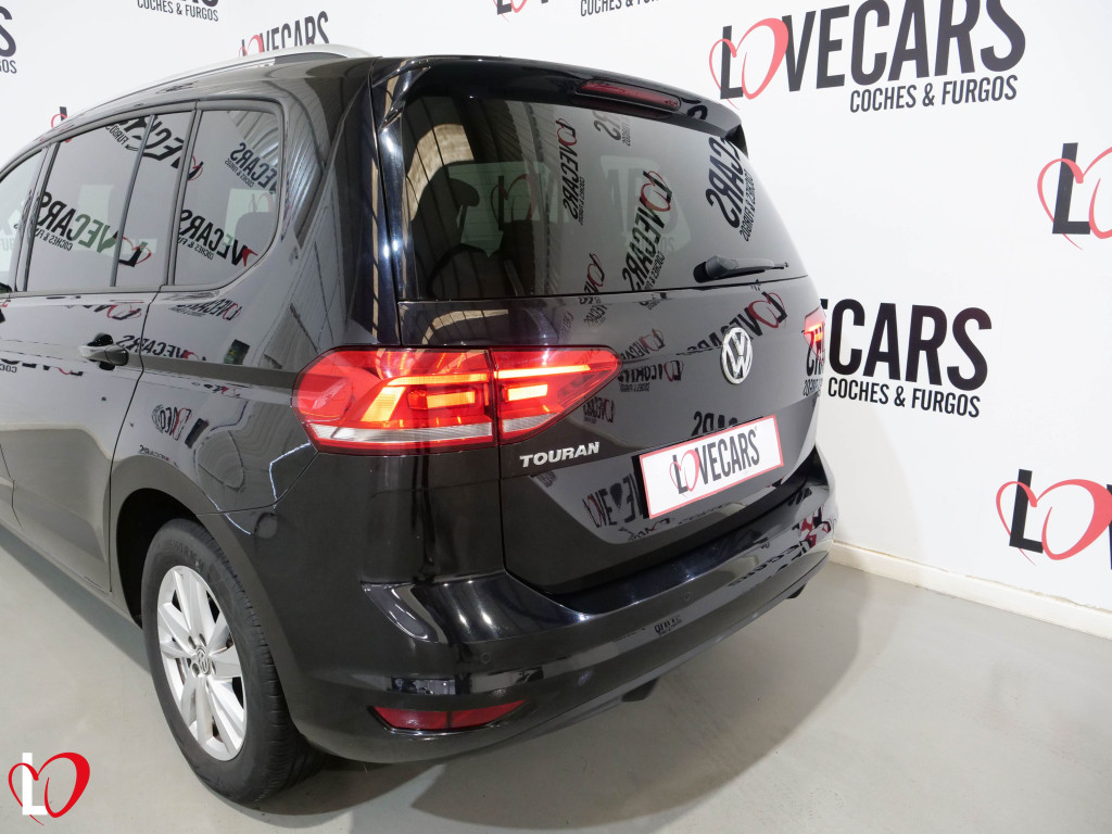 VOLKSWAGEN TOURAN 2.0 TDI DSG LOUGE 115 de segunda mano