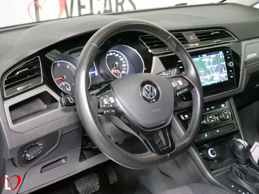 VOLKSWAGEN TOURAN 2.0 TDI DSG LOUGE 115 de segunda mano