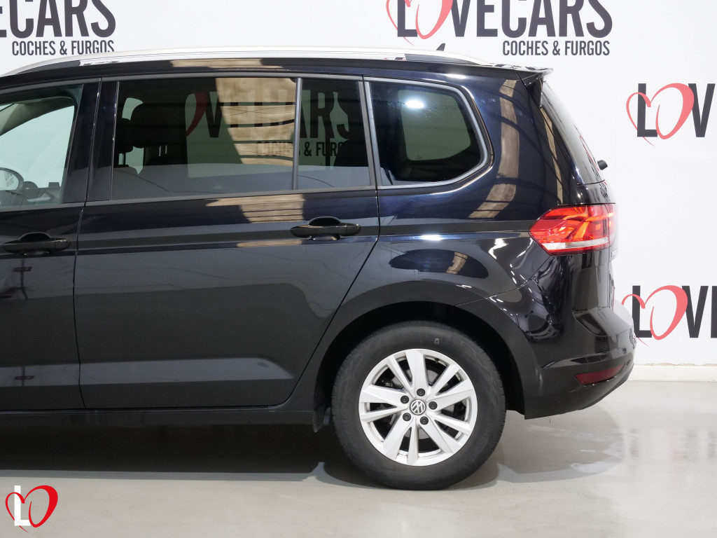 VOLKSWAGEN TOURAN 2.0 TDI DSG LOUGE 115 de segunda mano