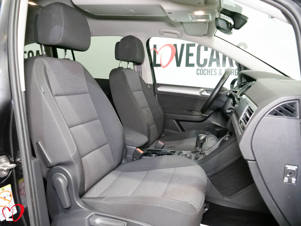 VOLKSWAGEN TOURAN 2.0 TDI DSG LOUGE 115 de segunda mano