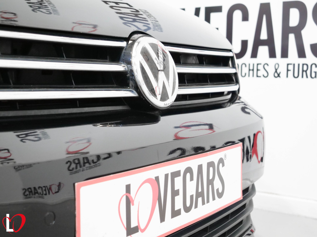 VOLKSWAGEN TOURAN 2.0 TDI DSG LOUNGE 115 de segunda mano