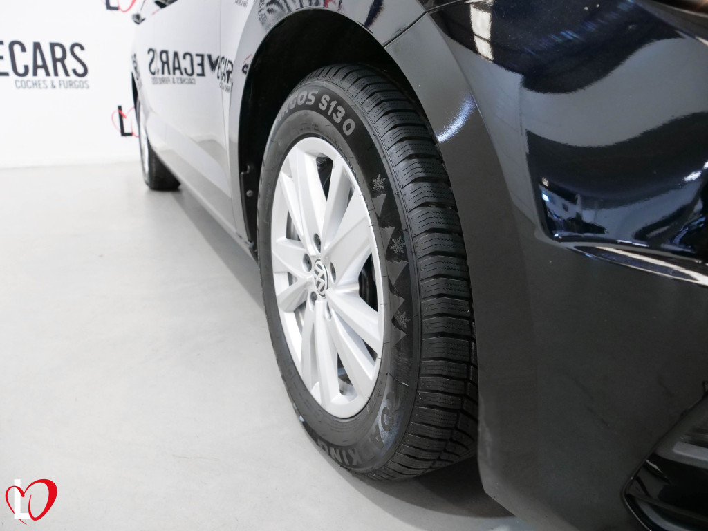 VOLKSWAGEN TOURAN 2.0 TDI DSG LOUNGE 115 de segunda mano