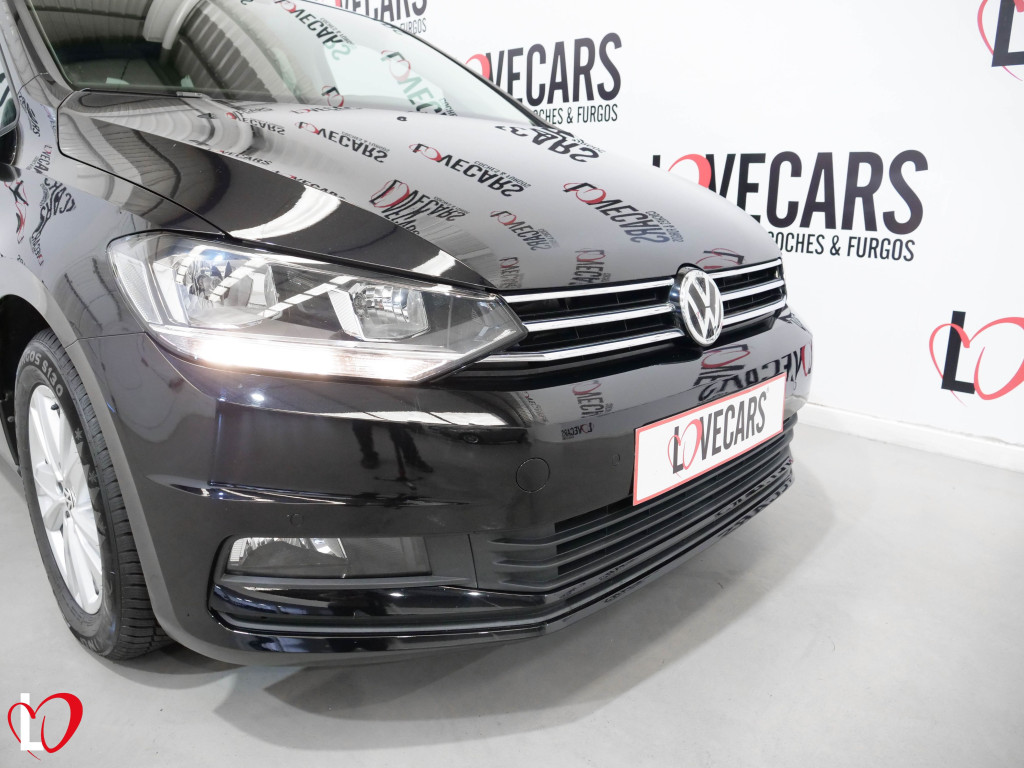 VOLKSWAGEN TOURAN 2.0 TDI DSG LOUNGE 115 de segunda mano