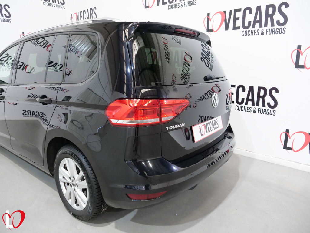 VOLKSWAGEN TOURAN 2.0 TDI DSG LOUNGE 115 de segunda mano
