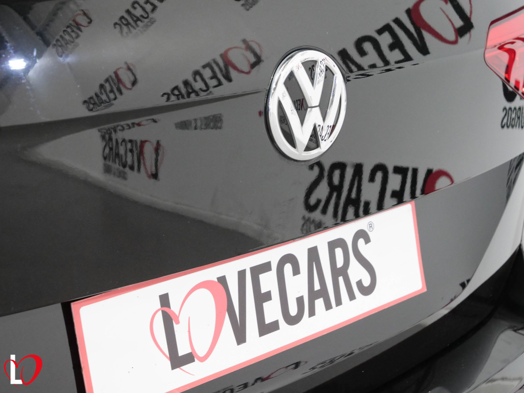 VOLKSWAGEN TOURAN 2.0 TDI DSG LOUNGE 115 de segunda mano
