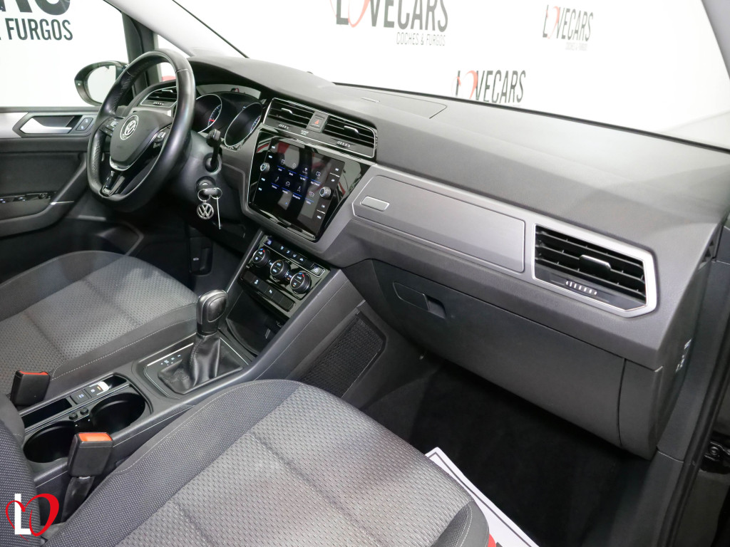 VOLKSWAGEN TOURAN 2.0 TDI DSG LOUNGE 115 de segunda mano