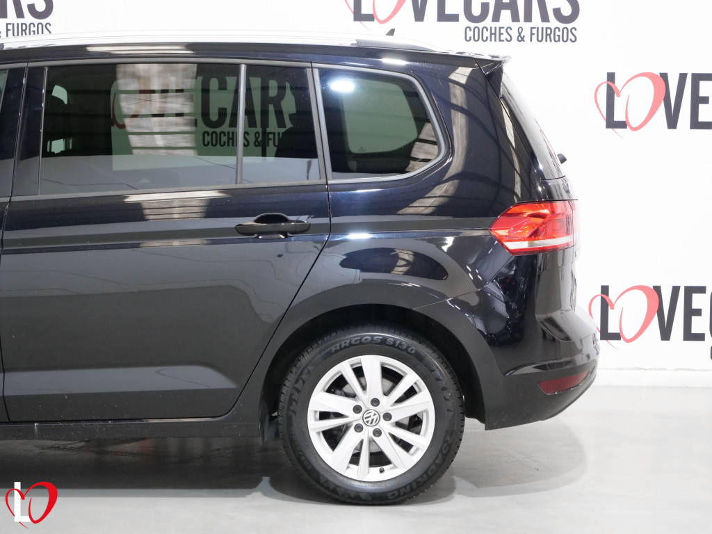 VOLKSWAGEN TOURAN 2.0 TDI DSG LOUNGE 115 de segunda mano