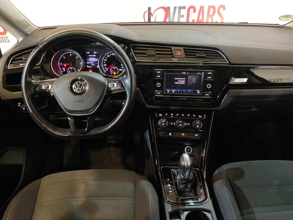 VOLKSWAGEN TOURAN 2.0 TDI HIGHLINE DSG 5 PLZ 150CV de segunda mano