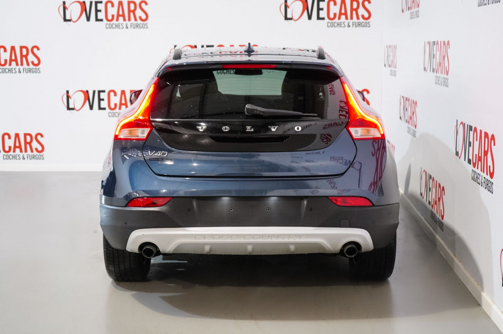VOLVO V 40 CROSS COUNTRY D3 OCEAN RACE D5 de segunda mano