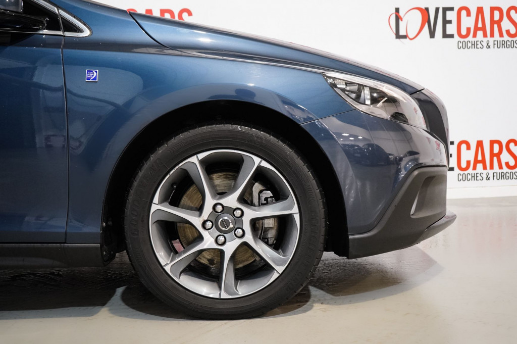 VOLVO V 40 CROSS COUNTRY D3 OCEAN RACE D5 de segunda mano