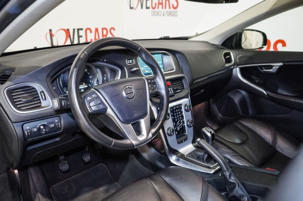 VOLVO V 40 CROSS COUNTRY D3 OCEAN RACE D5 de segunda mano