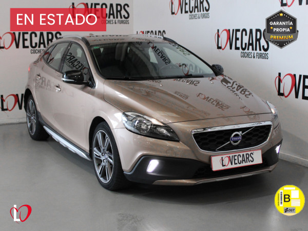 VOLVO V40 CROSS COUNTRY 1.6 D2 MOMENTUN 115 de segunda mano
