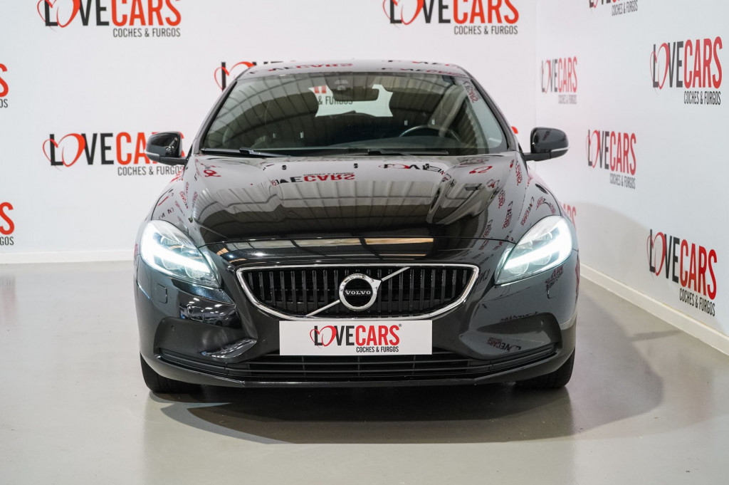 VOLVO V40 V40 D2 NORDIC 5D de segunda mano