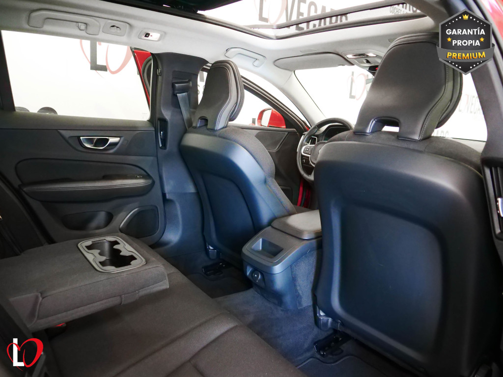 VOLVO V60 2.0 B4 AUTOM. MOMENTUM PRO TECHO 197 de segunda mano