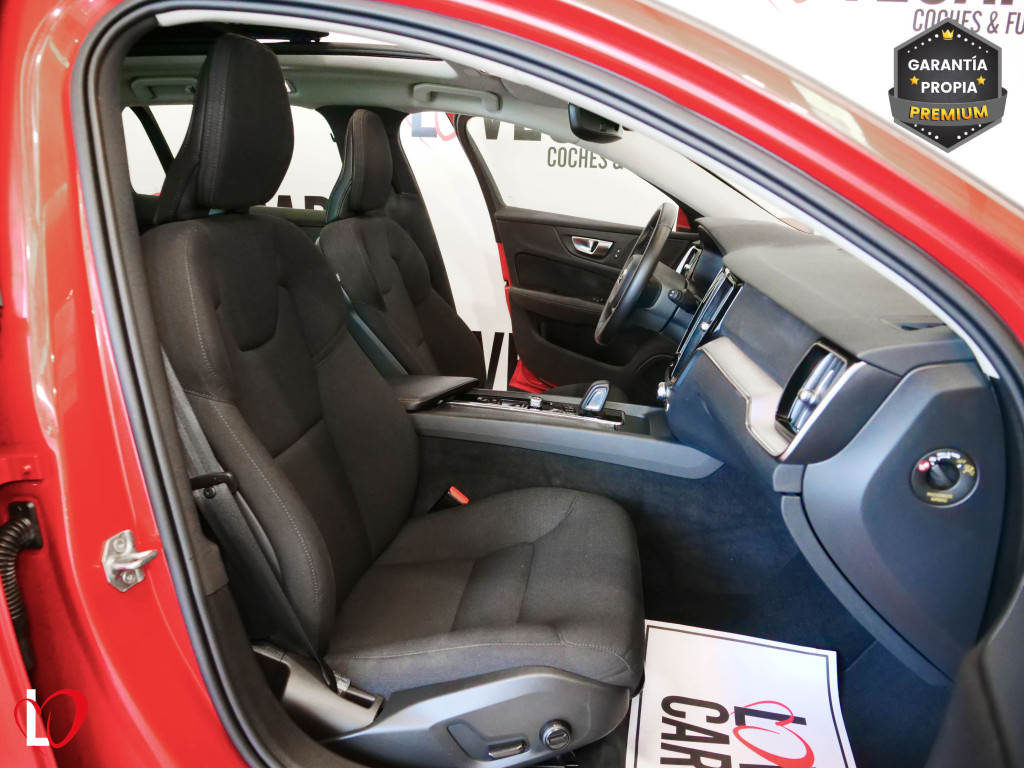 VOLVO V60 2.0 B4 AUTOM. MOMENTUM PRO TECHO 197 de segunda mano