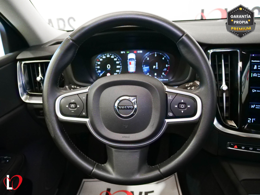 VOLVO V60 2.0 B4 AUTOM. MOMENTUM PRO TECHO 197 de segunda mano
