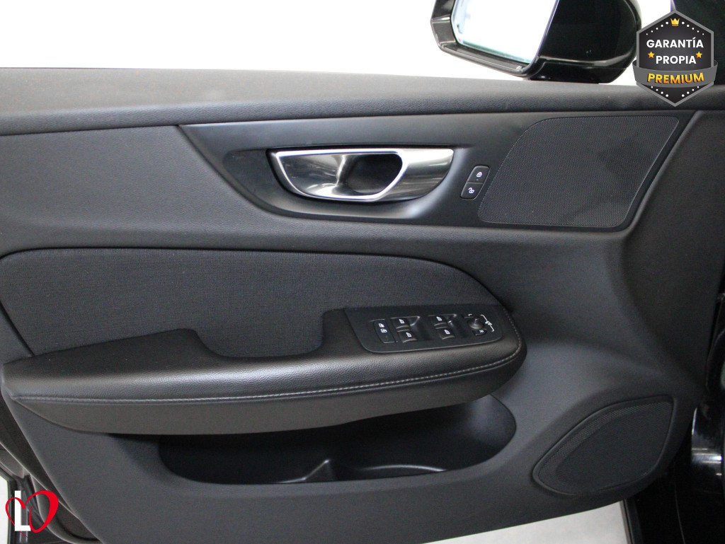 VOLVO V60 2.0 B4 G AUTOM. MOMENTUM PRO 197 de segunda mano