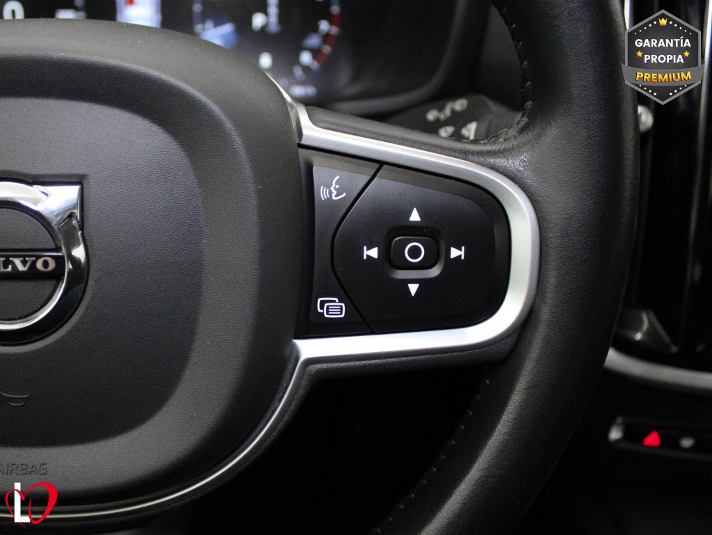 VOLVO V60 2.0 B4 G AUTOM. MOMENTUM PRO 197 de segunda mano