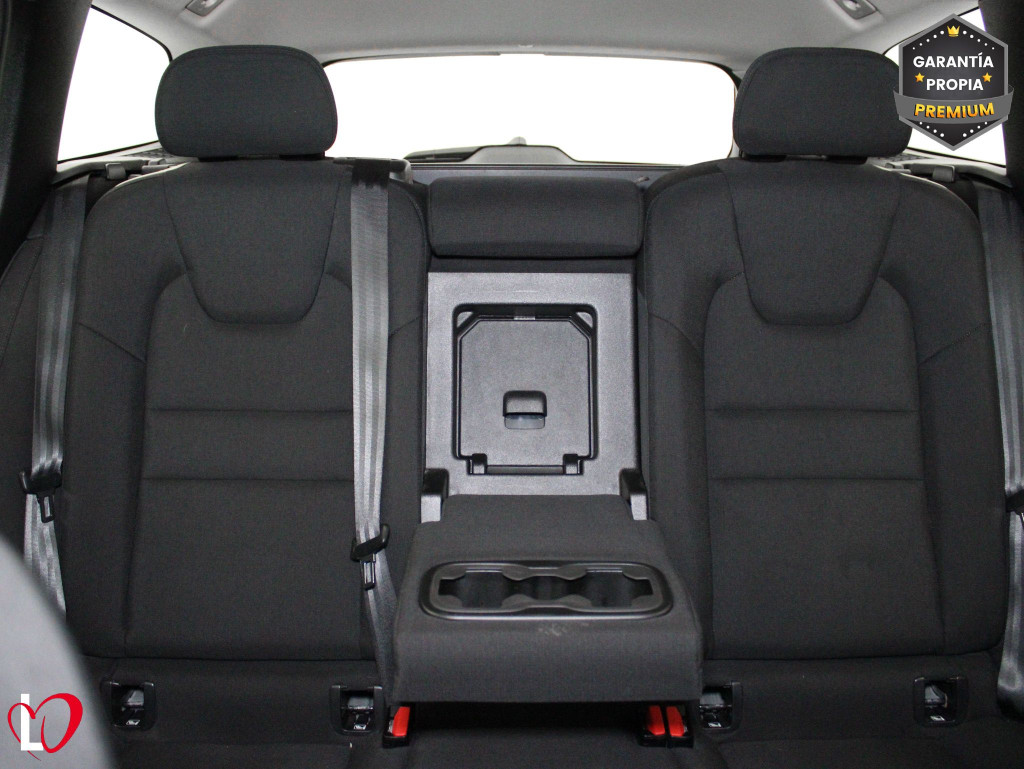 VOLVO V60 2.0 B4 G AUTOM. MOMENTUM PRO 197 de segunda mano