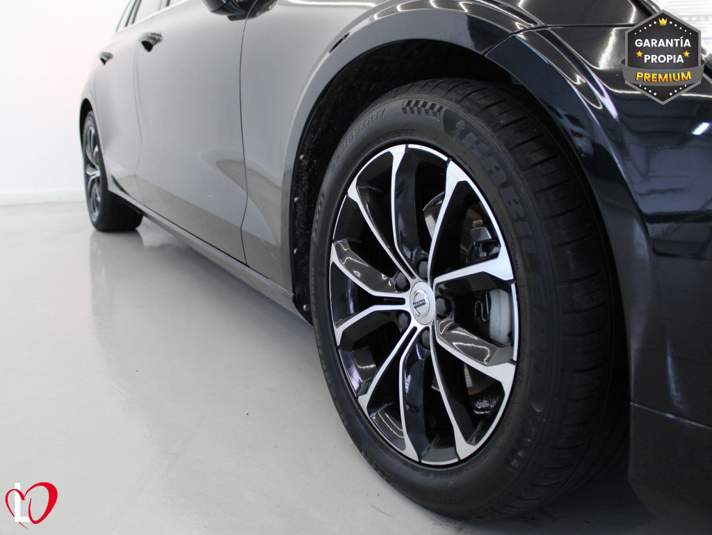 VOLVO V60 2.0 B4 G AUTOM. MOMENTUM PRO 197 de segunda mano