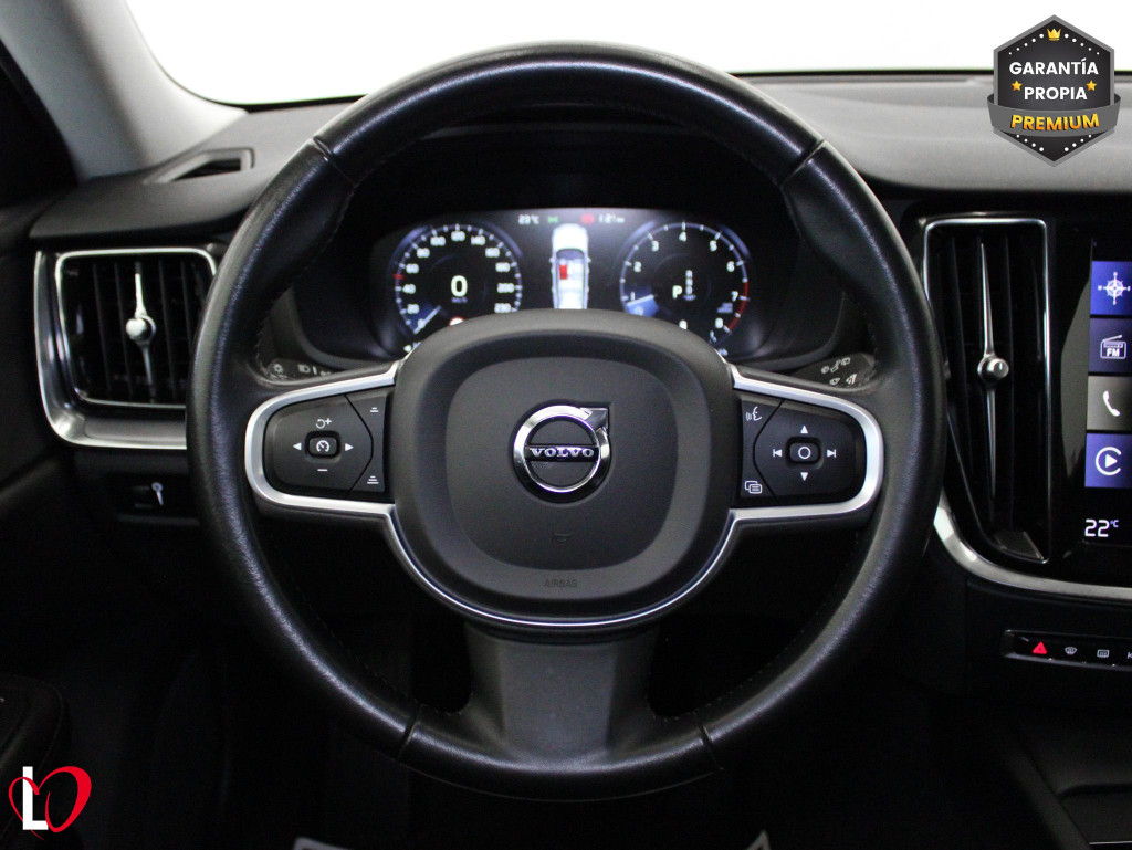 VOLVO V60 2.0 B4 G AUTOM. MOMENTUM PRO 197 de segunda mano