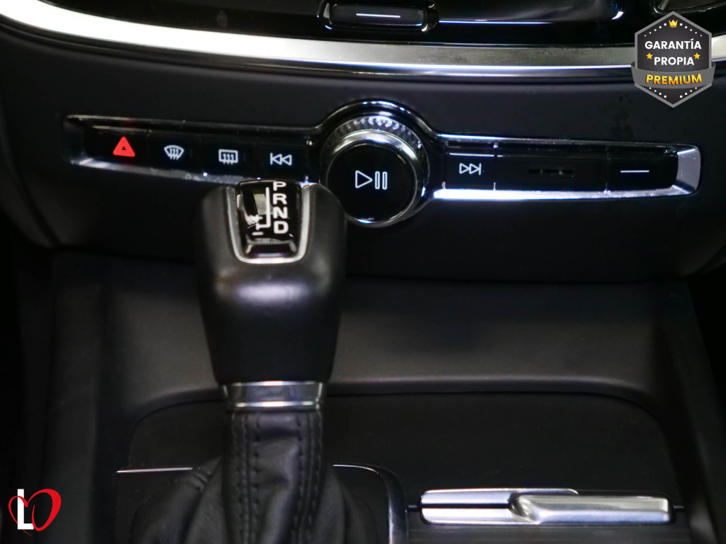 VOLVO V60 2.0 D4 AUTO MOMENTUM 190 de segunda mano