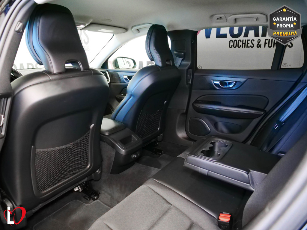 VOLVO V60 2.0 D4 AUTO MOMENTUM 190 de segunda mano