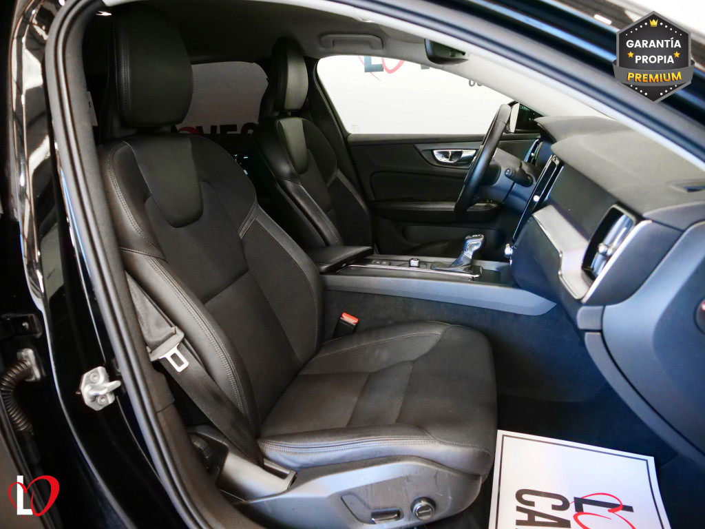 VOLVO V60 2.0 D4 AUTO MOMENTUM 190 de segunda mano