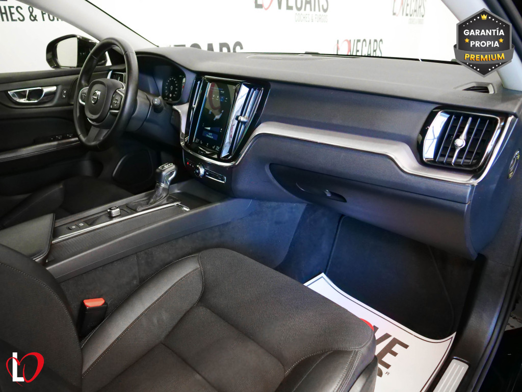VOLVO V60 2.0 D4 AUTO MOMENTUM 190 de segunda mano