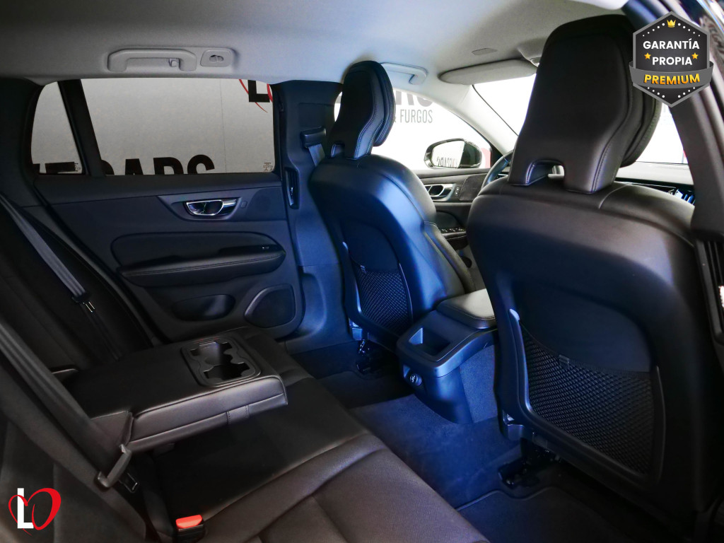 VOLVO V60 2.0 D4 AUTO MOMENTUM 190 de segunda mano