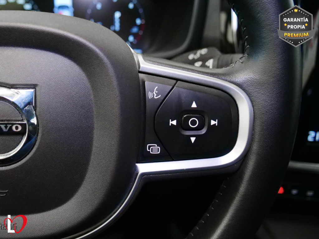VOLVO V60 2.0 D4 AUTO MOMENTUM 190 de segunda mano