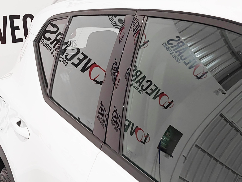 VOLVO XC 40 2.0 D D3 MOMENTUM 150 de segunda mano