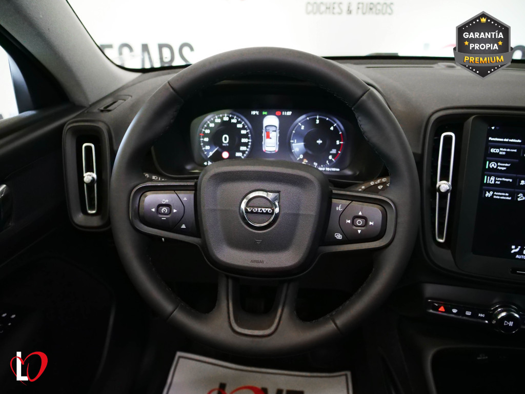 VOLVO XC 40 2.0 D3 150 de segunda mano